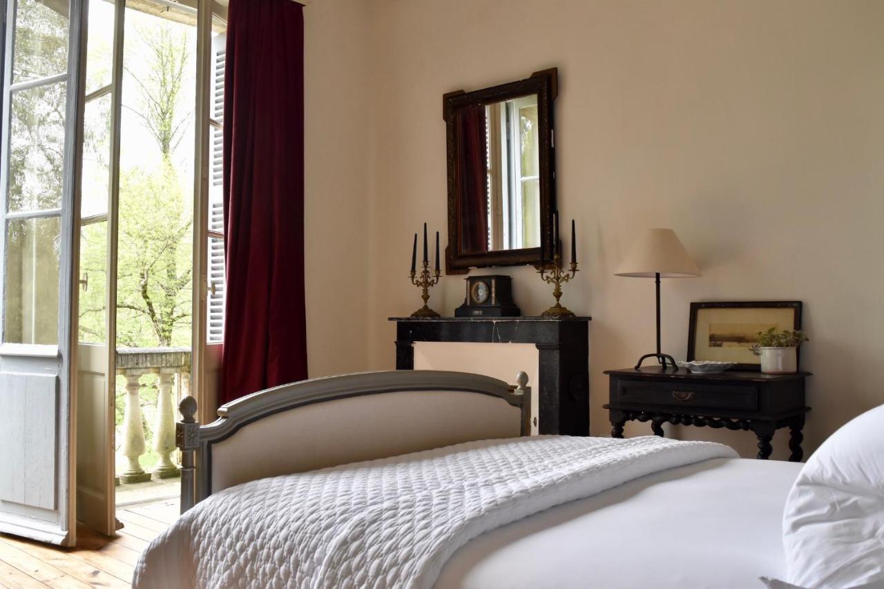 Manoir De Plaisance Bed & Breakfast Benon Exterior photo