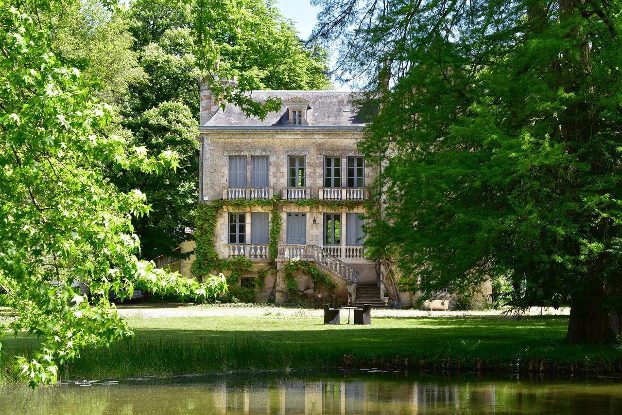 Manoir De Plaisance Bed & Breakfast Benon Exterior photo