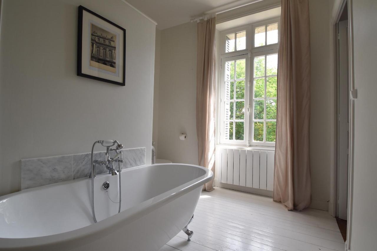 Manoir De Plaisance Bed & Breakfast Benon Exterior photo