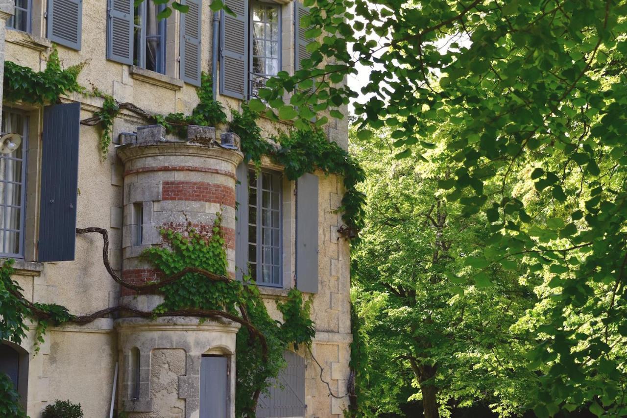 Manoir De Plaisance Bed & Breakfast Benon Exterior photo
